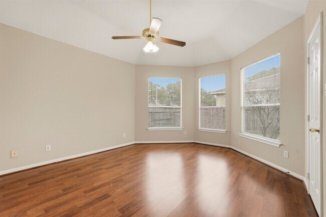 Building Photo - 7910 Masonwood Ln