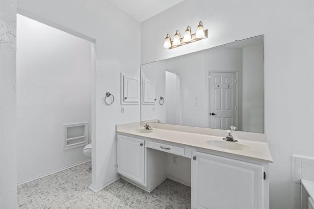 Building Photo - 2409 Katina Dr