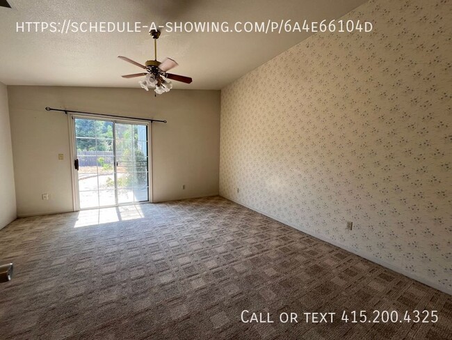 Building Photo - Move-In Special: Enjoy Reduced Annualized ...