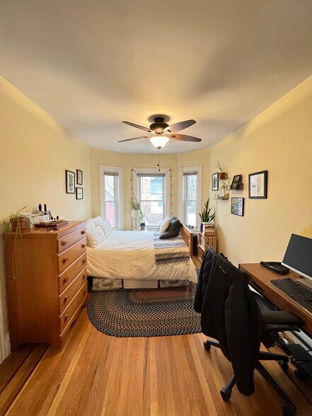 Building Photo - 42 Gorham St