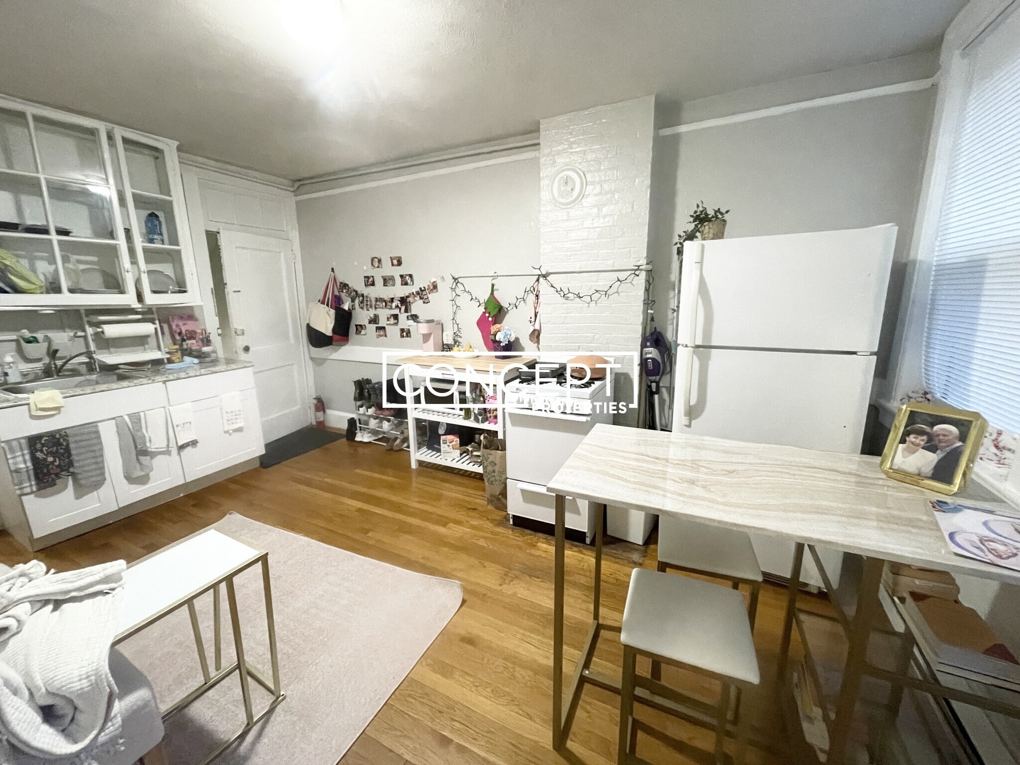 Building Photo - 161 Endicott St