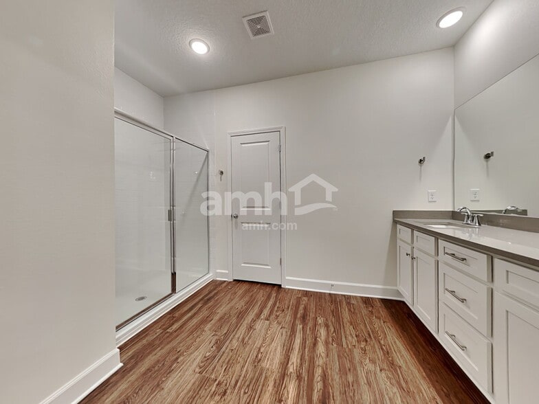 Building Photo - 2957 Rolling Acrs Rd