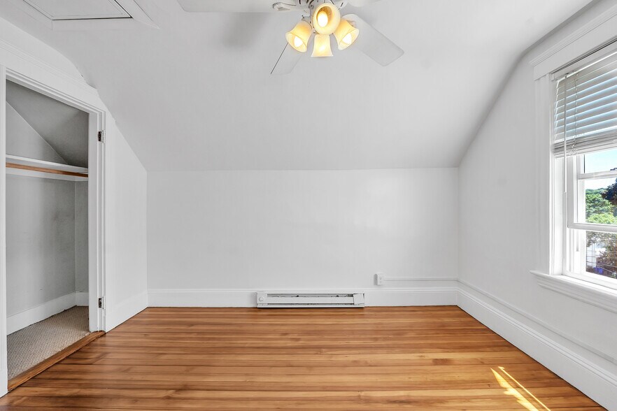 Bedroom 4 - 31 Justin Rd