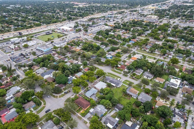 Building Photo - 12426 NW 8th Ave