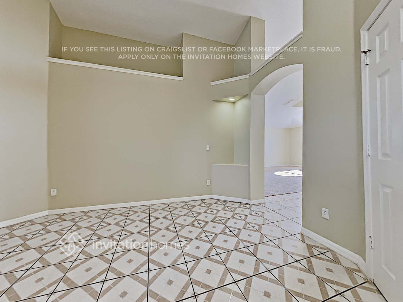 Building Photo - 4508 Oakton Dr