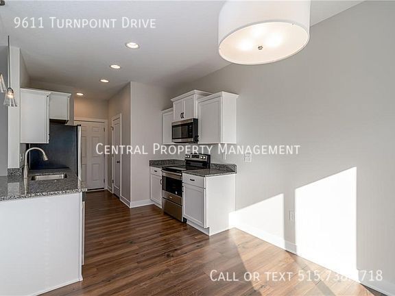 Building Photo - 9611 Turnpoint Dr
