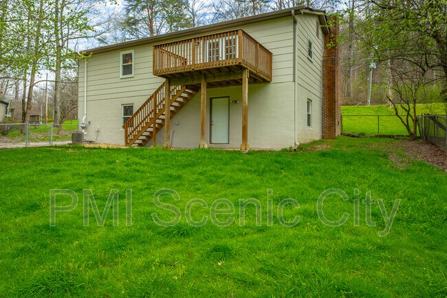 Building Photo - 5907 Browntown Rd