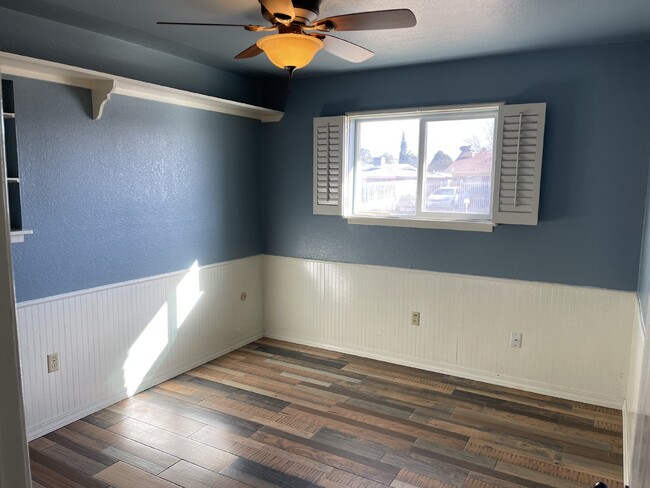 Building Photo - 9517 Mcintosh Dr