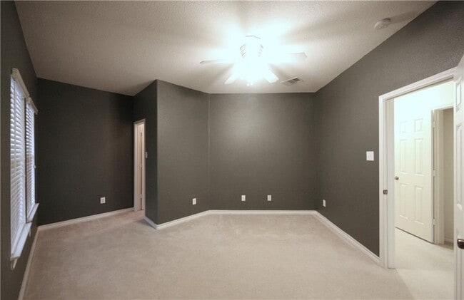 Building Photo - 2519 Midnight Star Dr