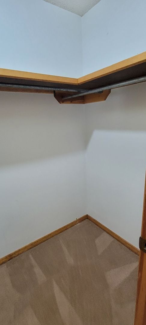 Building Photo - LARGE HOME ON QUIET STREET NEAR HOSPITAL