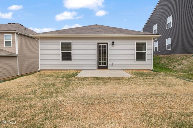 Building Photo - Charming 3-Bedroom Single-Family Home with...