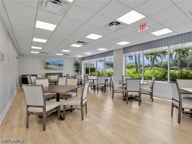 Building Photo - 1295 Sweetwater Cove