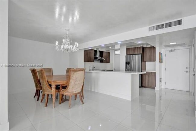 Building Photo - 6450 Collins Ave