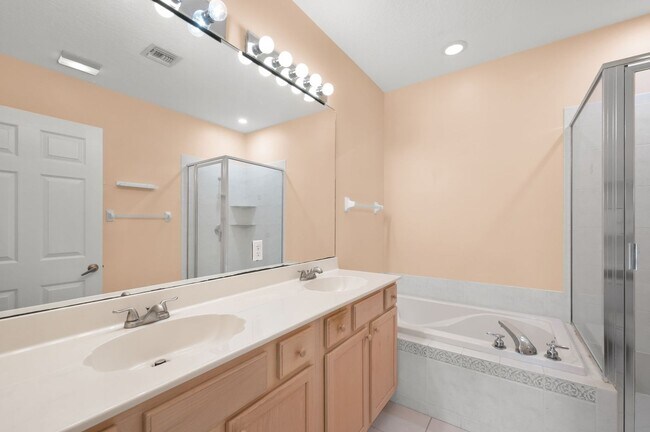 Building Photo - 9312 World Cup Way