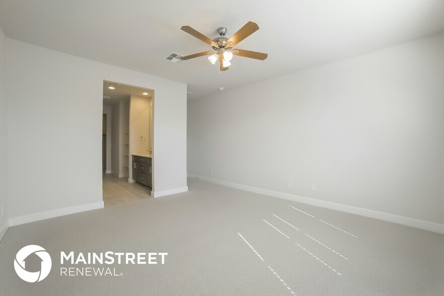 Building Photo - 6907 W Allen St