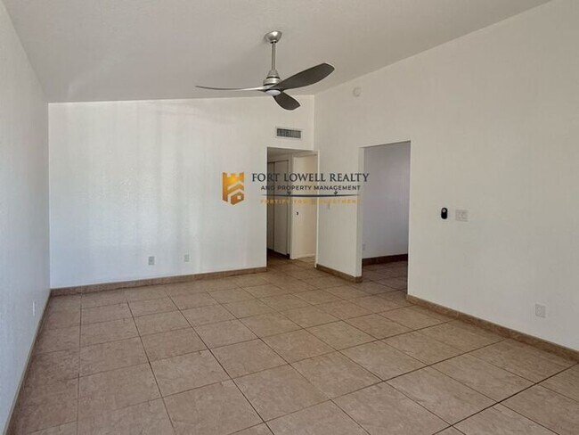 Building Photo - Charming three bedroom - two bathroom GREA...