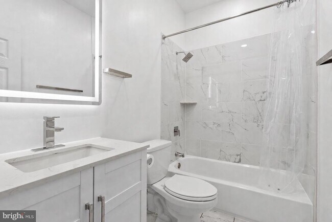 Building Photo - 1534 8th St NW