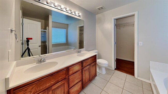 Building Photo - 2801 NW 182nd St