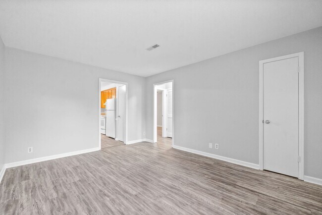 Building Photo - 630 R S Bradley Blvd
