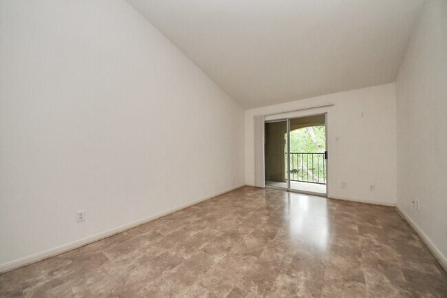 Building Photo - 3231 Allen Pkwy