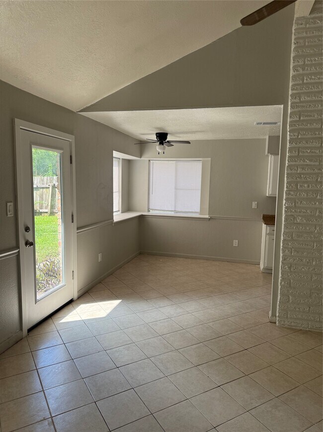 Building Photo - 403 Brandywyne Dr
