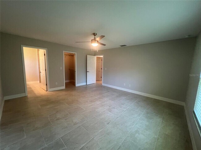 Building Photo - 4895 Las Almanos Ave