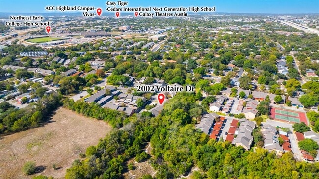 Building Photo - 2002 Voltaire Dr