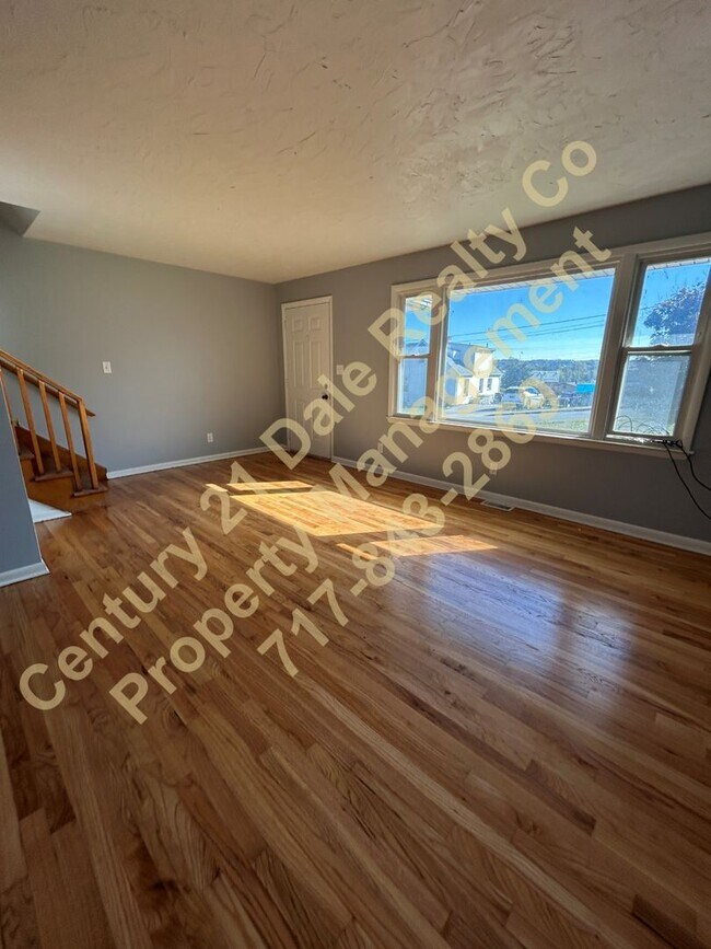 Building Photo - Meade Street 215-217