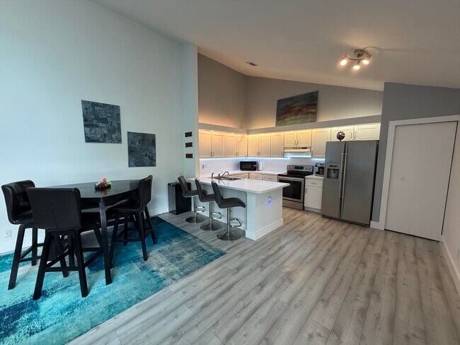Building Photo - 8847 Thumbwood Cir