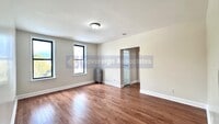 Building Photo - 1803 Riverside Dr