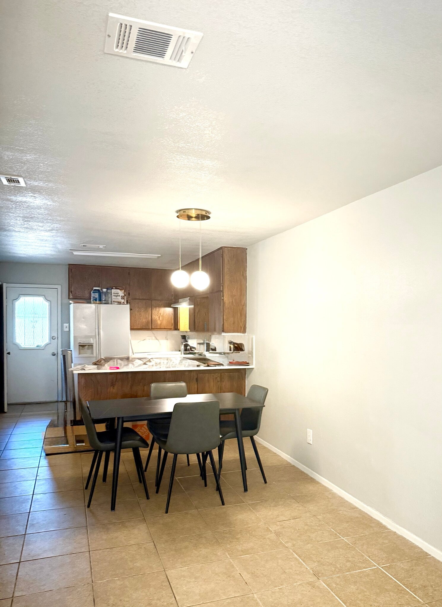 Building Photo - 2407 Ventura Dr