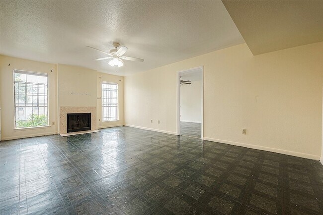 Building Photo - 6606 De Moss Dr