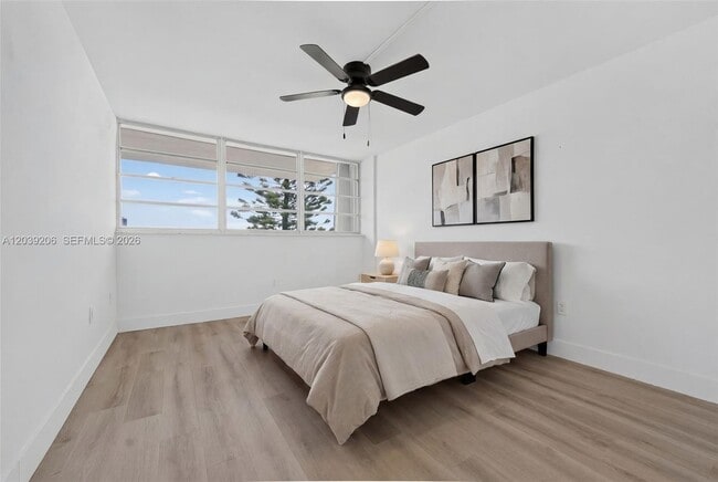 Building Photo - 13155 Ixora Ct