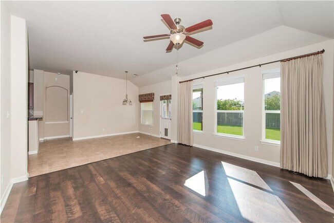 Building Photo - 117 Colthorpe Ln