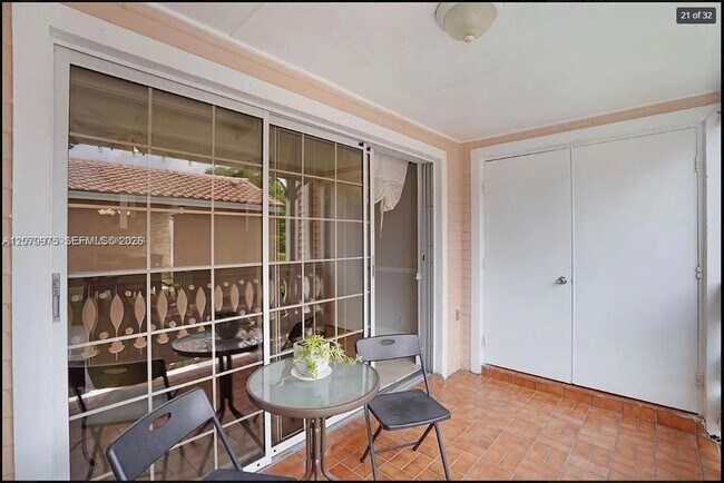 Building Photo - 10521 Mahogany Key Cir