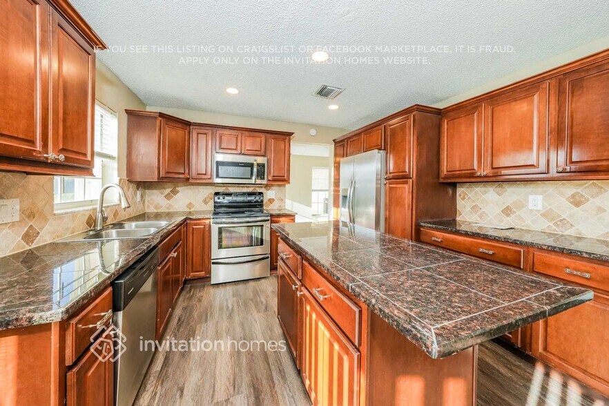 Building Photo - 22548 Middletown Dr