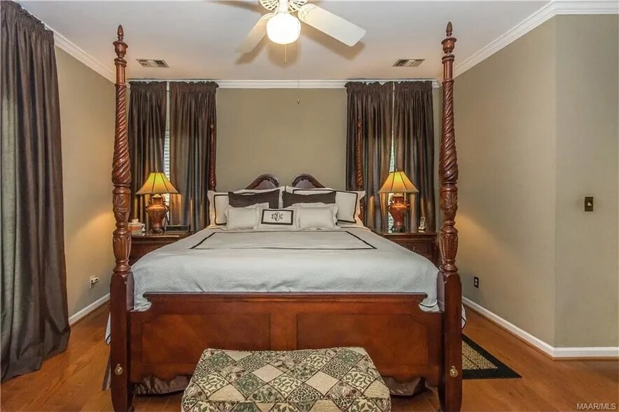 Building Photo - 2255 Vaughn Ln