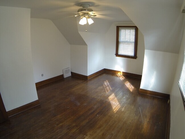 Building Photo - Boardman 2 Bedroom Cape For Rent