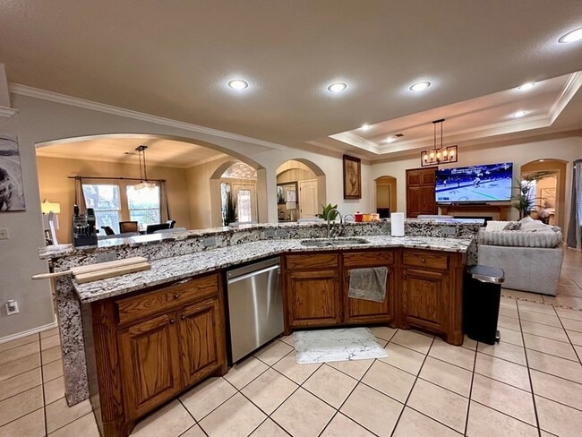 Building Photo - 5205 Greathouse Ave