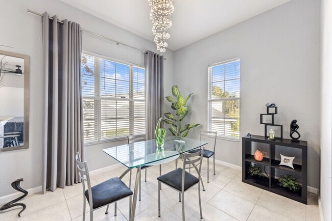 Building Photo - Updated 2/2 with attached 1 car garage right in Baldwin Park!