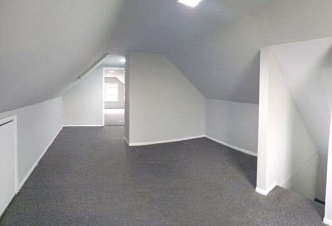 Building Photo - 11015 Fortune Ave