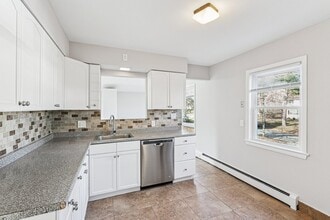 Building Photo - 145 Mt Pleasant Ave