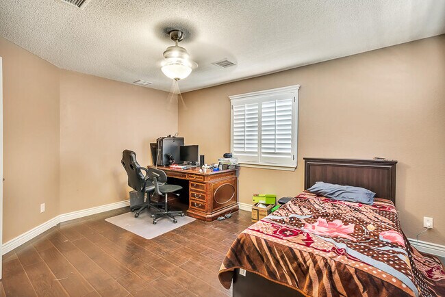 Building Photo - 12709 Tierra Lily Ct
