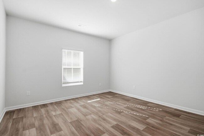 Building Photo - 1121 Tibetan St