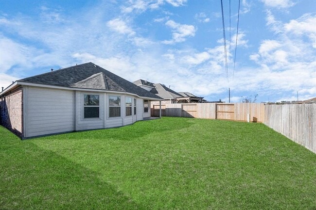 Building Photo - 24610 Emerald Pool Falls Dr