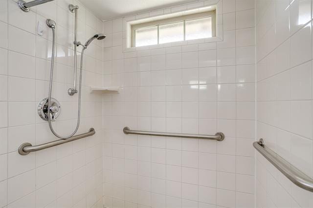 Building Photo - 1135 Joanna Cir