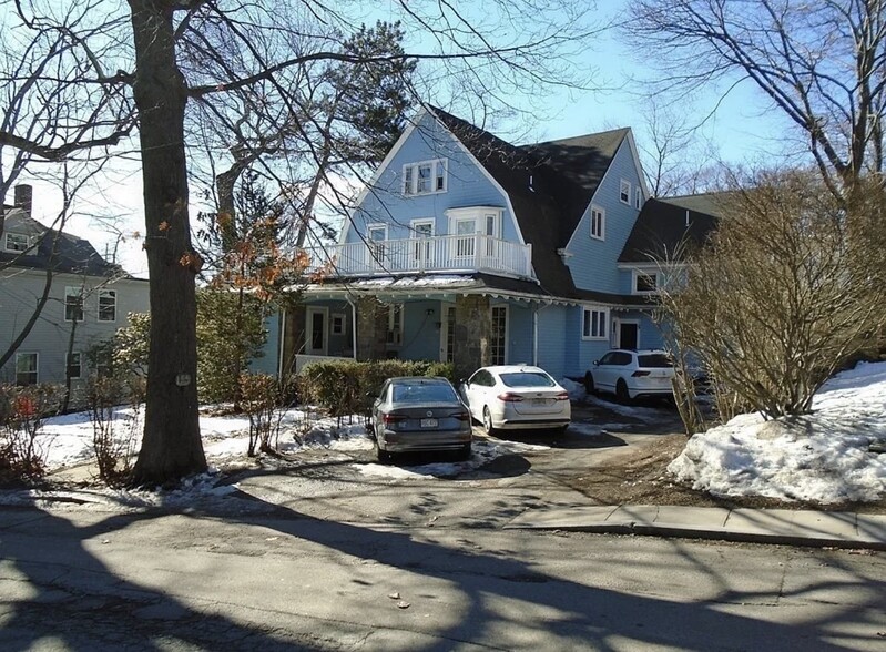 Building Photo - 157 Kilsyth Rd
