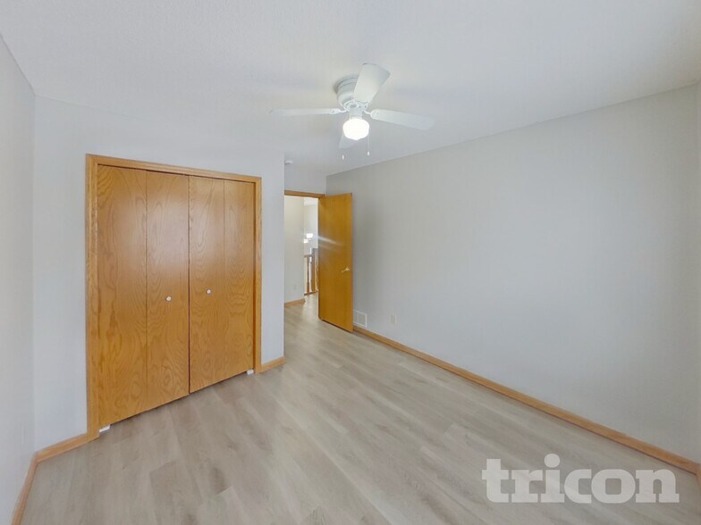 Building Photo - 17295 Hibiscus Ave