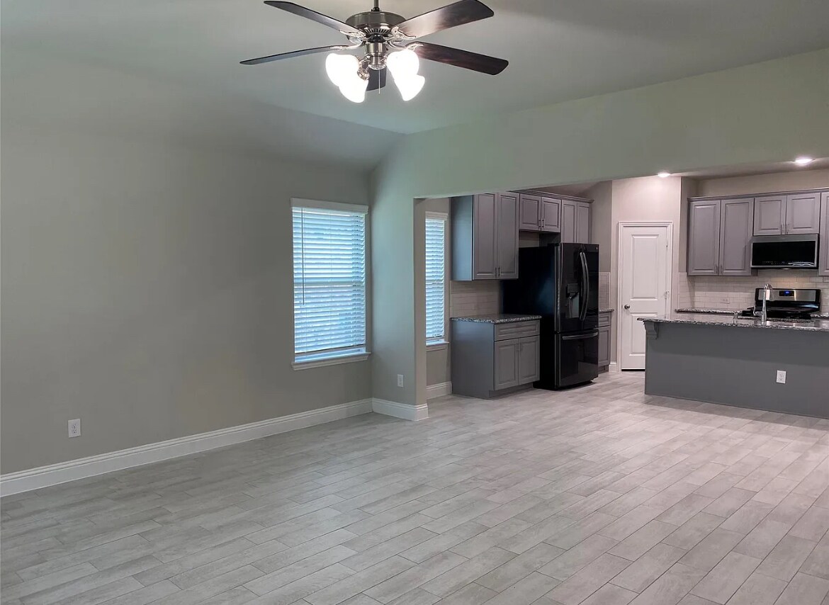 Building Photo - 4126 Perch Dr
