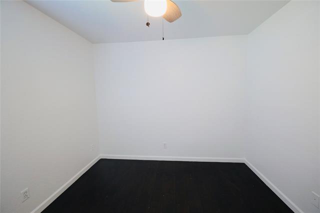 Building Photo - 991 Redcedar Way Dr